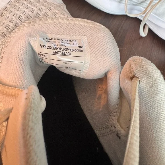 Nike Adults' Hyperspeed Court Volleyball Shoes - Picture 4 of 6